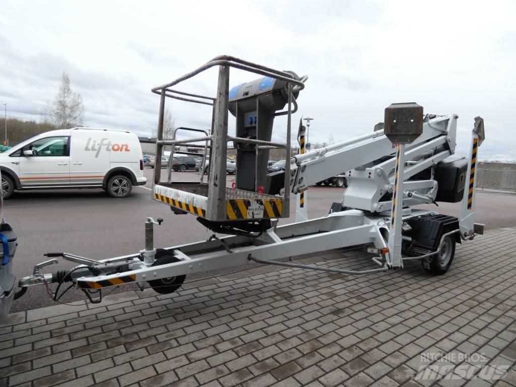 Dino 160 XT Skylift 高所作業台付トレーラー