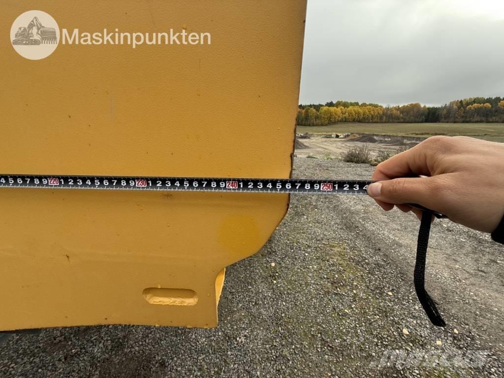 Metsjö MetaQ 60 ダンプトレーラー