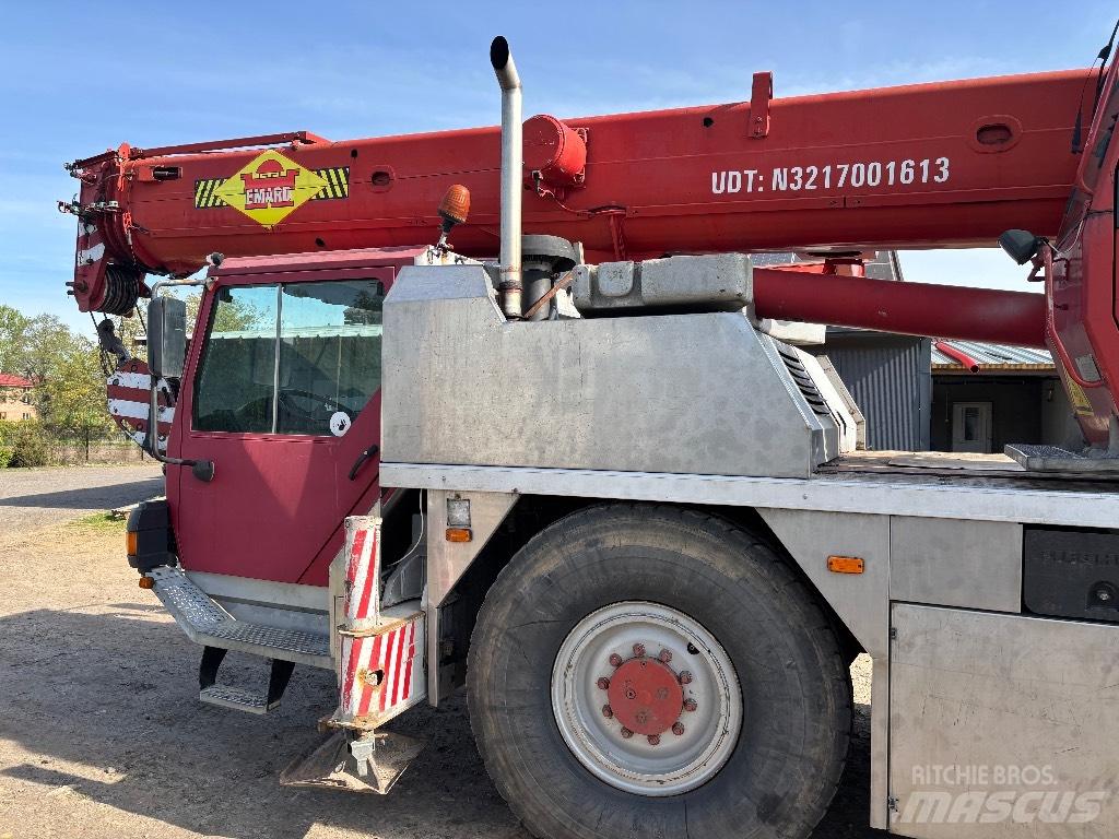 Liebherr LTM 1030 オールテレーンクレーン