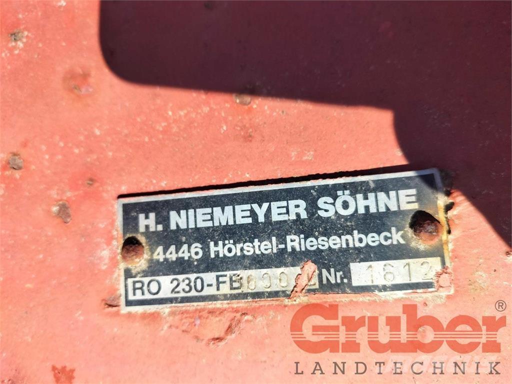 Niemeyer RO 230 芝刈り機