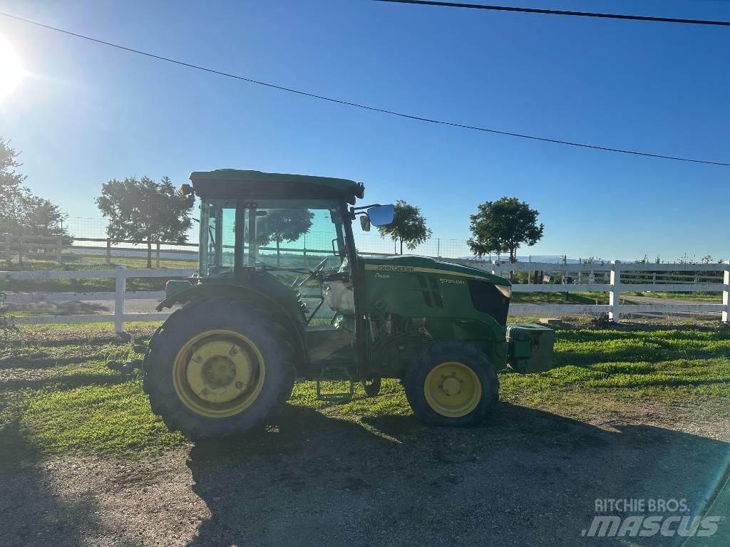 John Deere 5090 GN トラクター