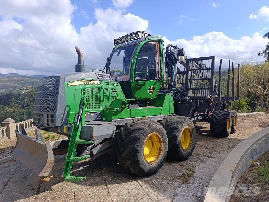 John Deere 1510G フォワーダー