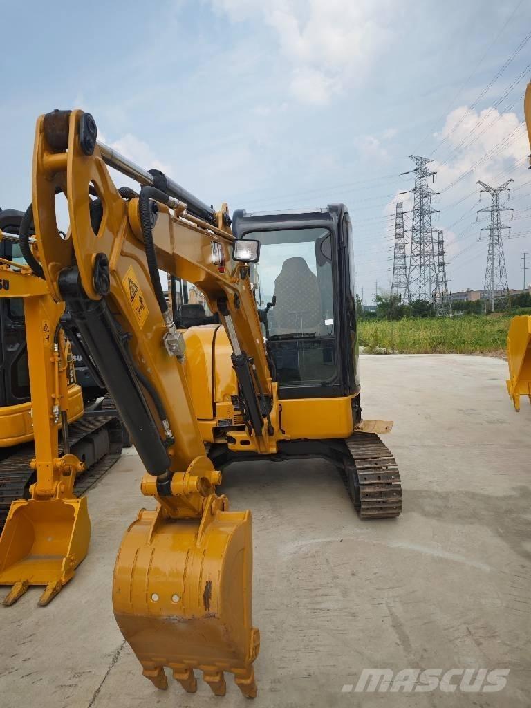 CAT 303.5 E CR ミニ油圧ショベル 7t以下（ミニユンボ・ミニディガー）