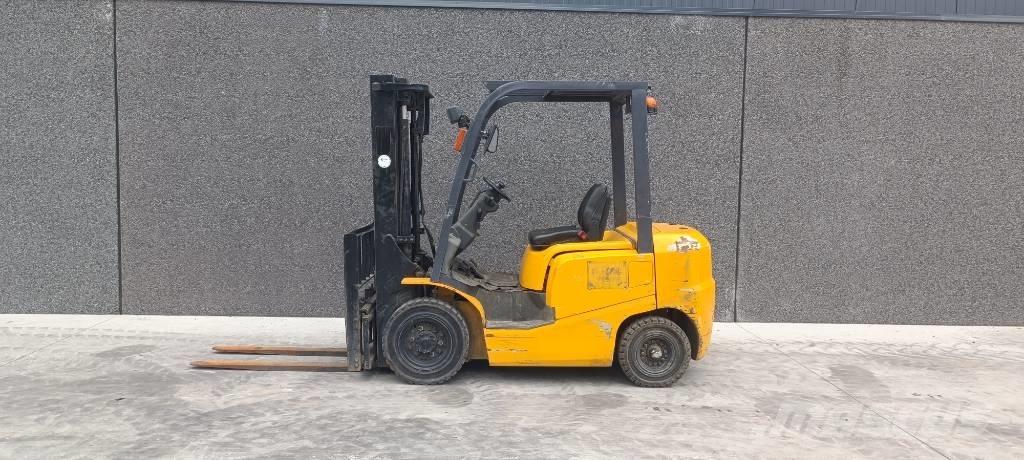 TCM FD25T3 ディーゼル・軽油