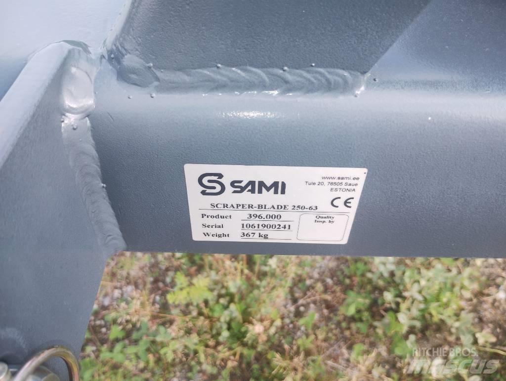 Sami 250-63 Takalana 道路用レーキ