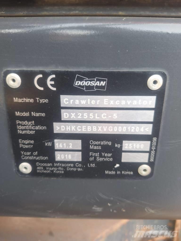 Doosan DX 255 LC-5 大型油圧ショベル12t以上（パワーショベル・ユンボ）