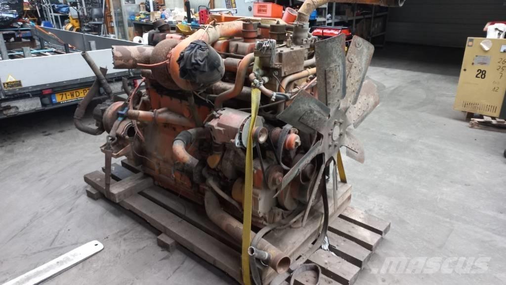 Cummins KTA19-C エンジン