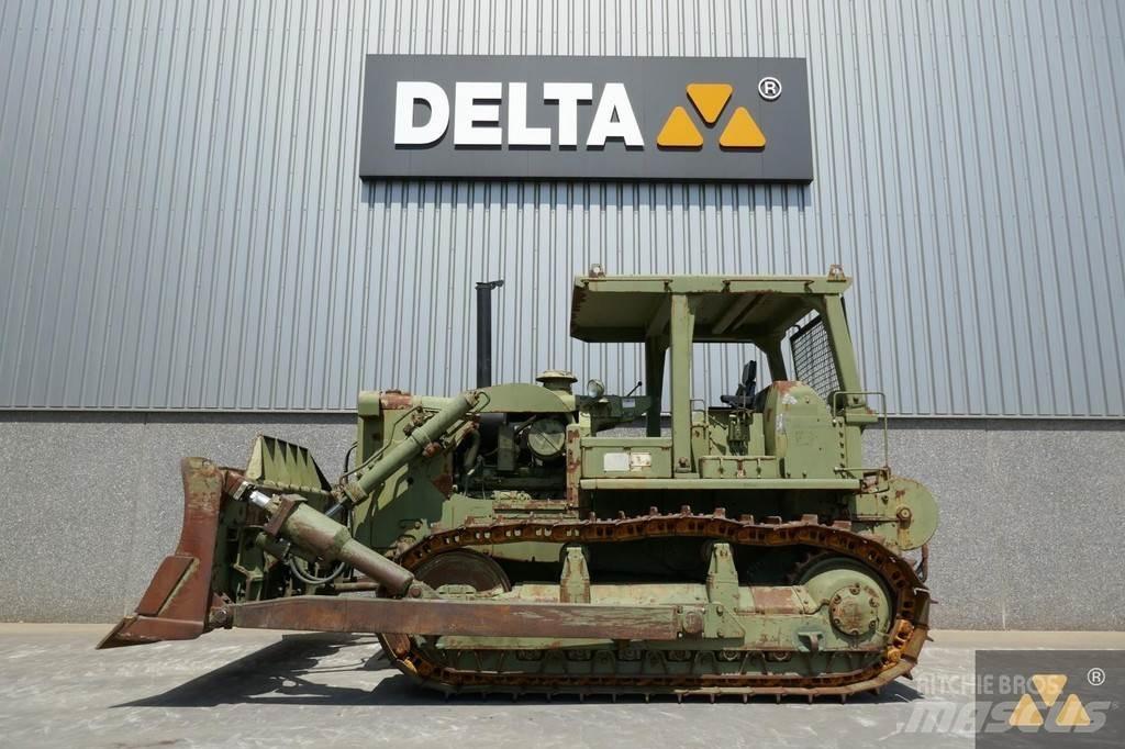 CAT D7F Ex-army ブルドーザー