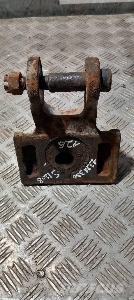 Scania 94 D.    1322330 アクスル