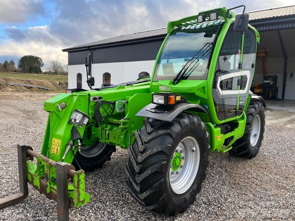 Merlo TF 42.7 農業用テレハンドラー