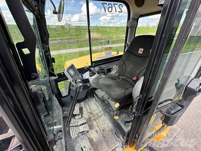JCB 86C-1 中型油圧ショベル 7ｔ-12ｔ（ユンボ・パワーショベル・バックホー）