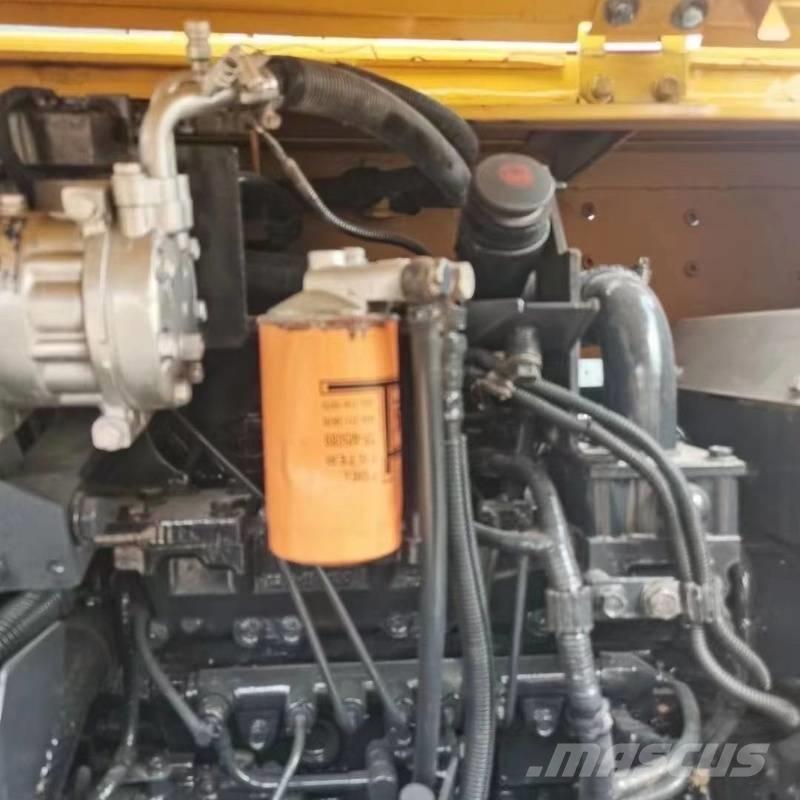 Komatsu PC 60 大型油圧ショベル12t以上（パワーショベル・ユンボ）