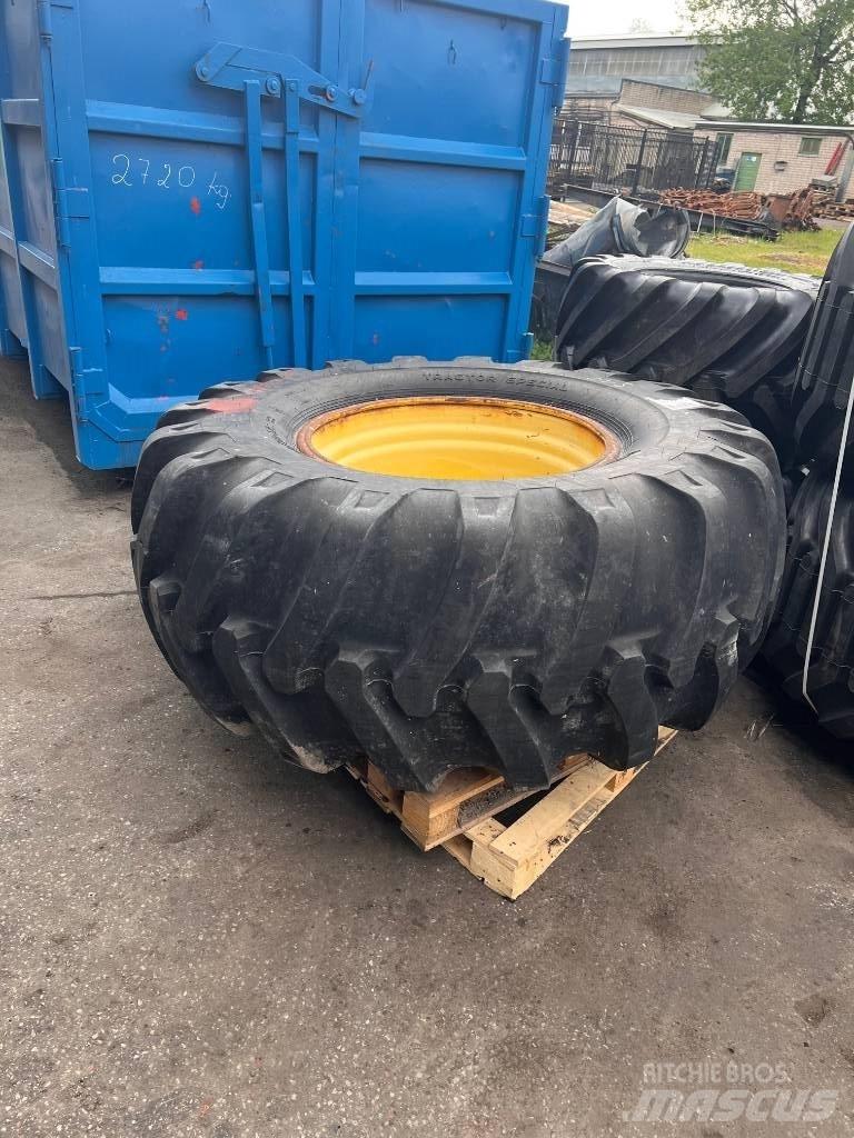 Nokian 700/70-34 タイヤ、ホイル、リム