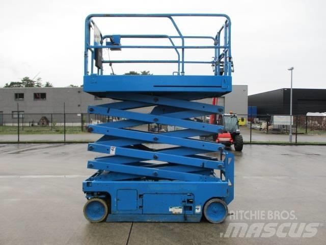 Genie GS 3246 (962) シザースリフト