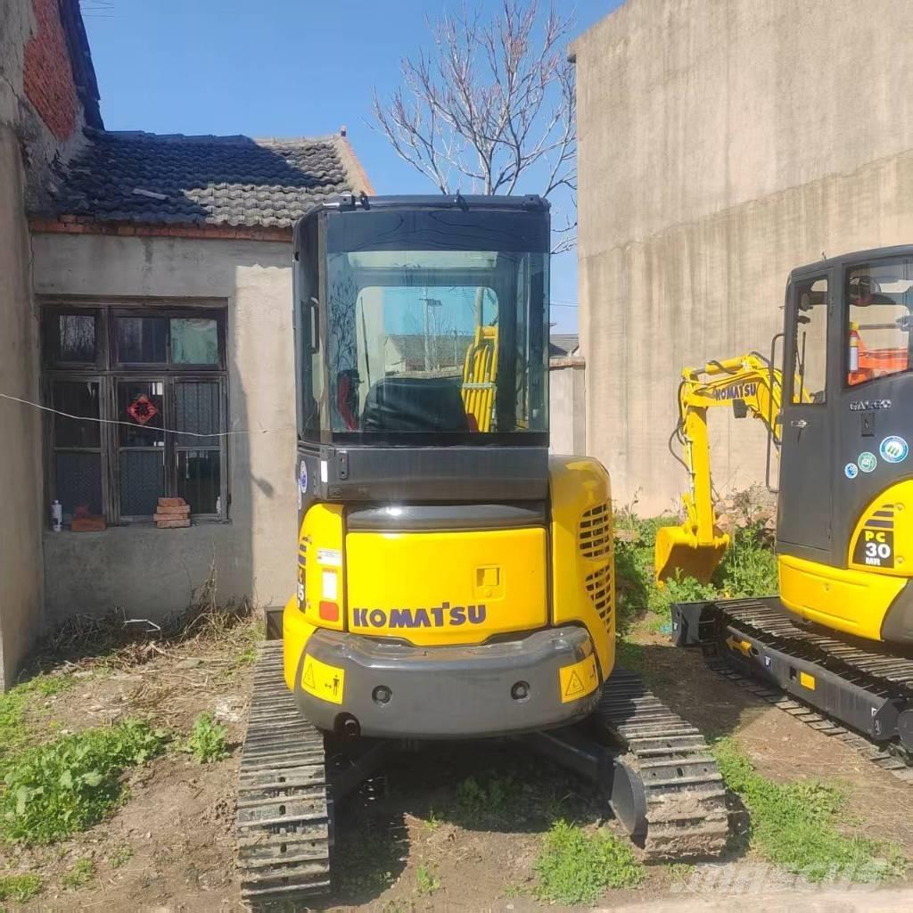 Komatsu PC 35 大型油圧ショベル12t以上（パワーショベル・ユンボ）
