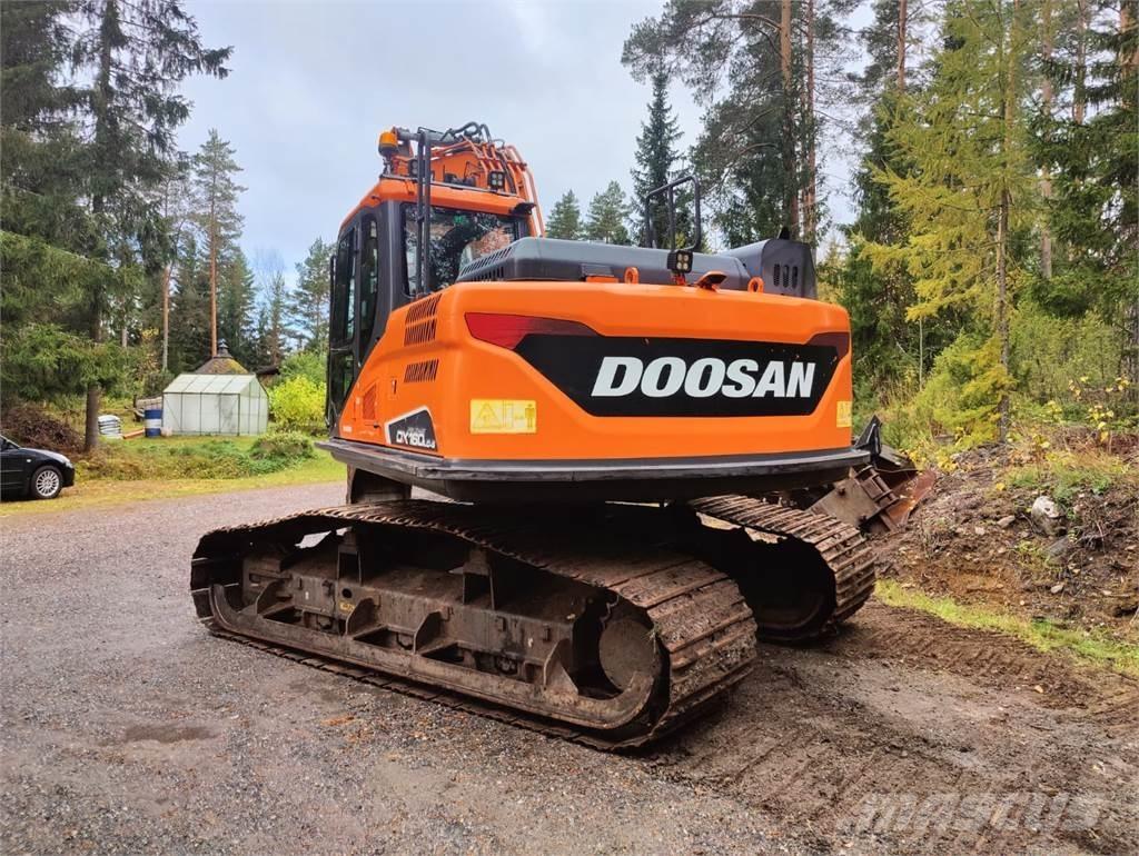 Doosan DX160 LC-5 大型油圧ショベル12t以上（パワーショベル・ユンボ）