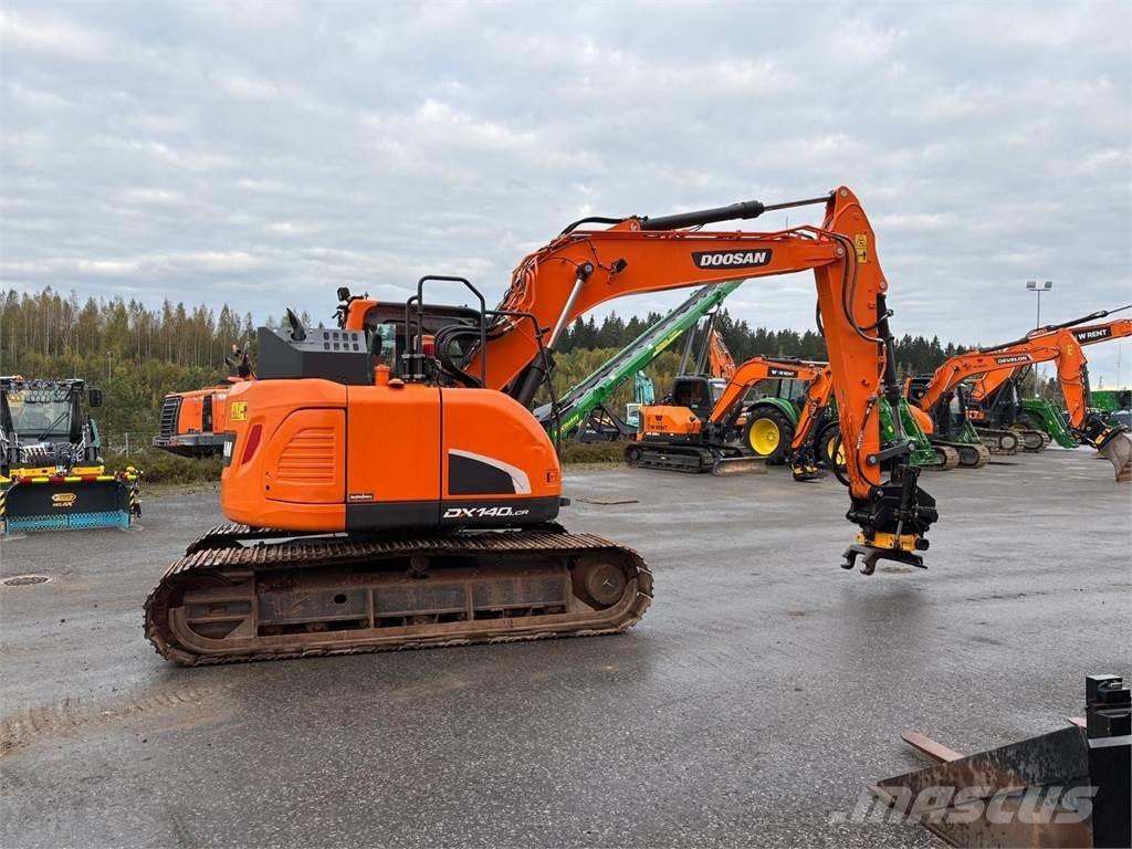 Doosan DX140LCR-5 大型油圧ショベル12t以上（パワーショベル・ユンボ）