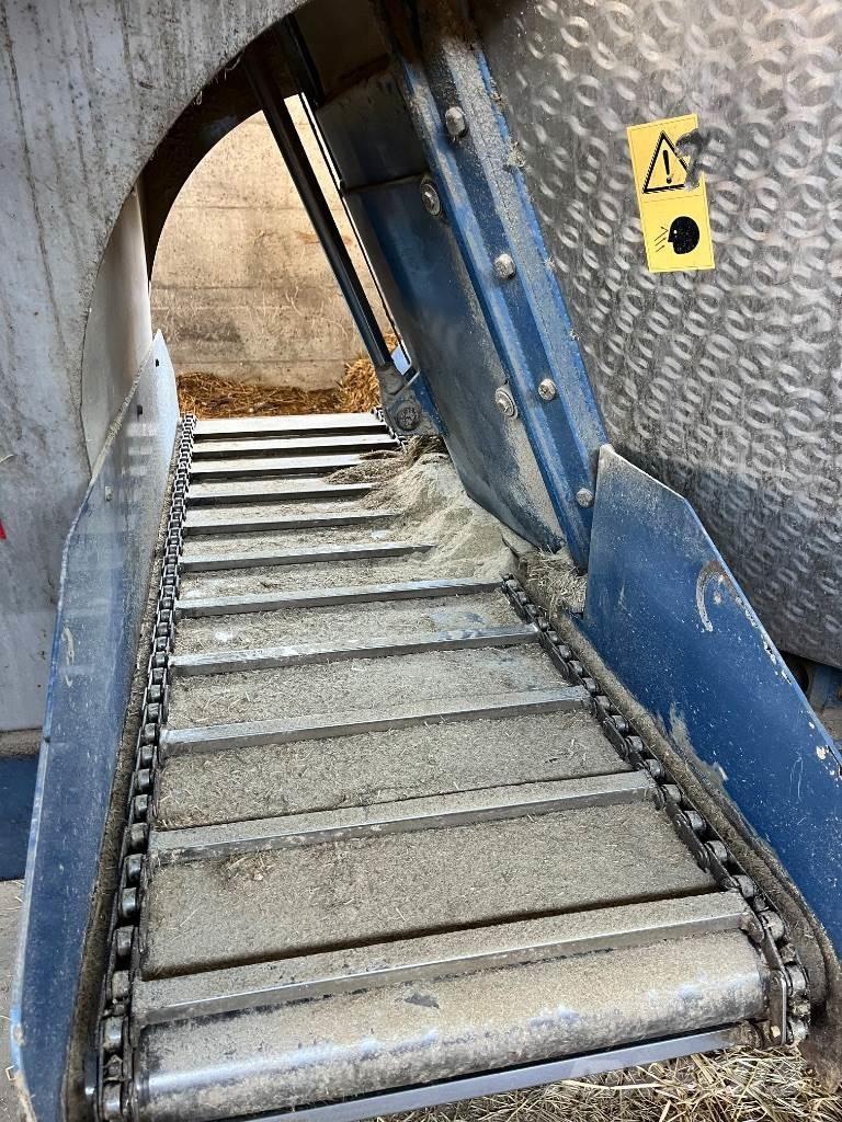  Pagliari Thv 116 ミキサーフィーダー