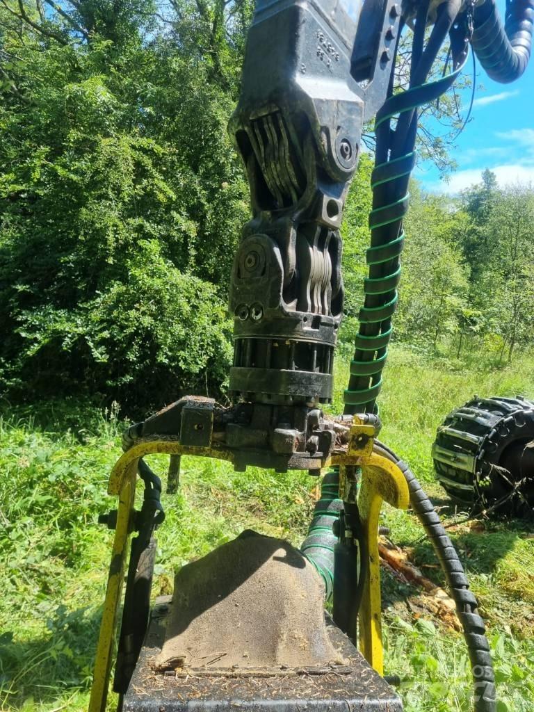 John Deere 1170 G ハーベスター