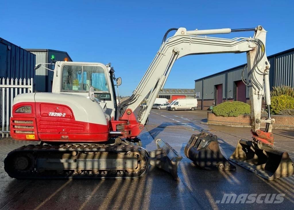 Takeuchi TB 290 中型油圧ショベル 7ｔ-12ｔ（ユンボ・パワーショベル・バックホー）