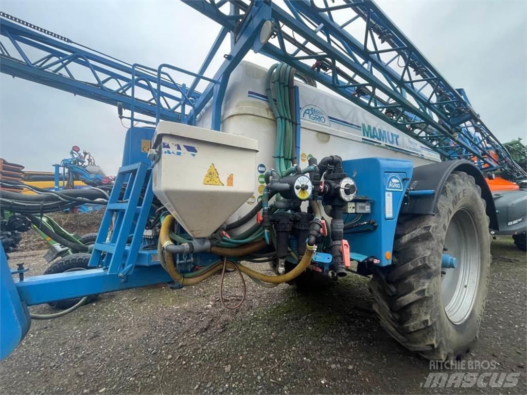 Agrio Mamut 6030 牽引型スプレイヤー