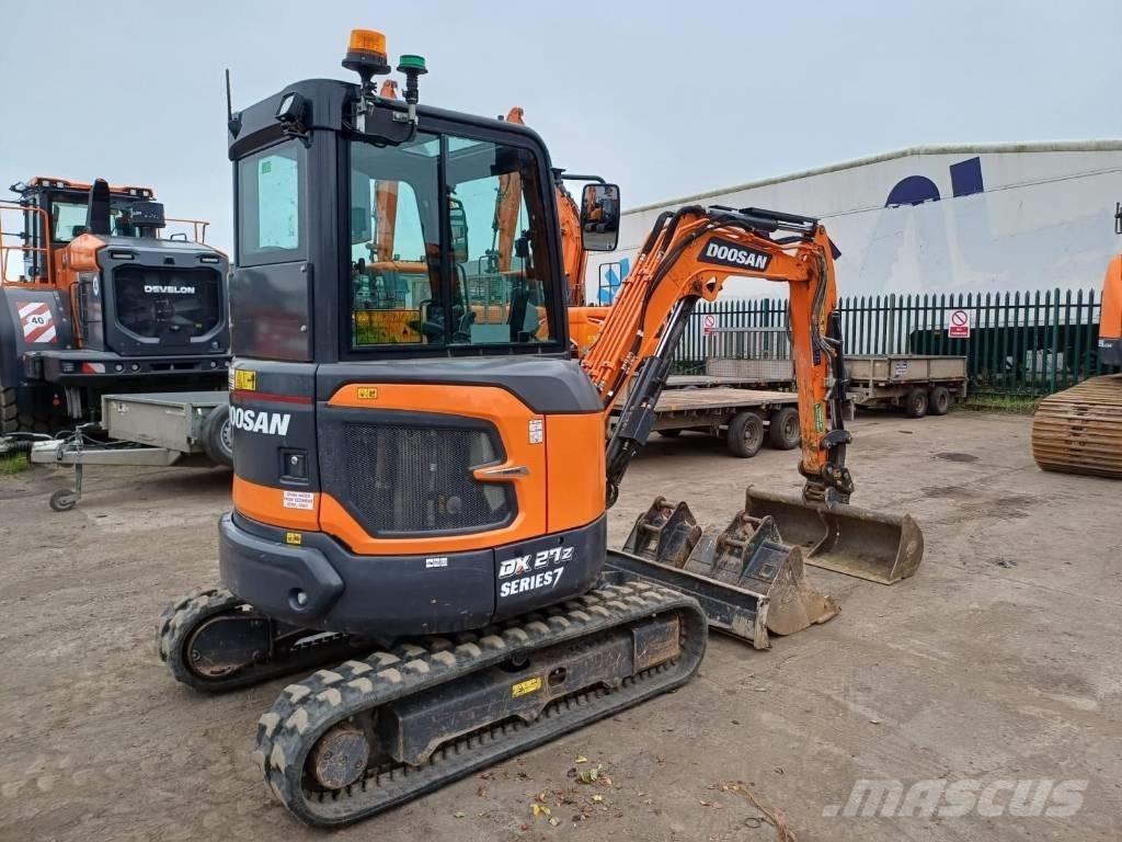 Doosan DX 27 Z - 7 ミニ油圧ショベル 7t以下（ミニユンボ・ミニディガー）