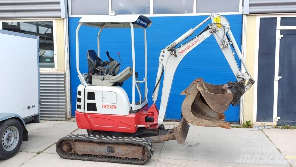 Takeuchi TB 215 R ミニ油圧ショベル 7t以下（ミニユンボ・ミニディガー）