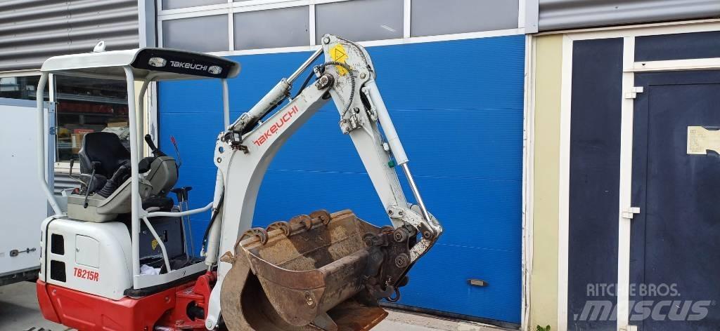 Takeuchi TB 215 R ミニ油圧ショベル 7t以下（ミニユンボ・ミニディガー）
