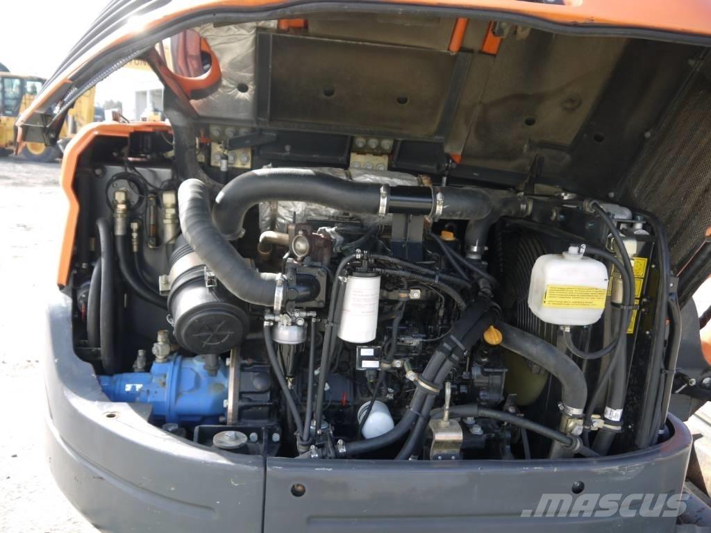 Doosan DX 60 R ミニ油圧ショベル 7t以下（ミニユンボ・ミニディガー）