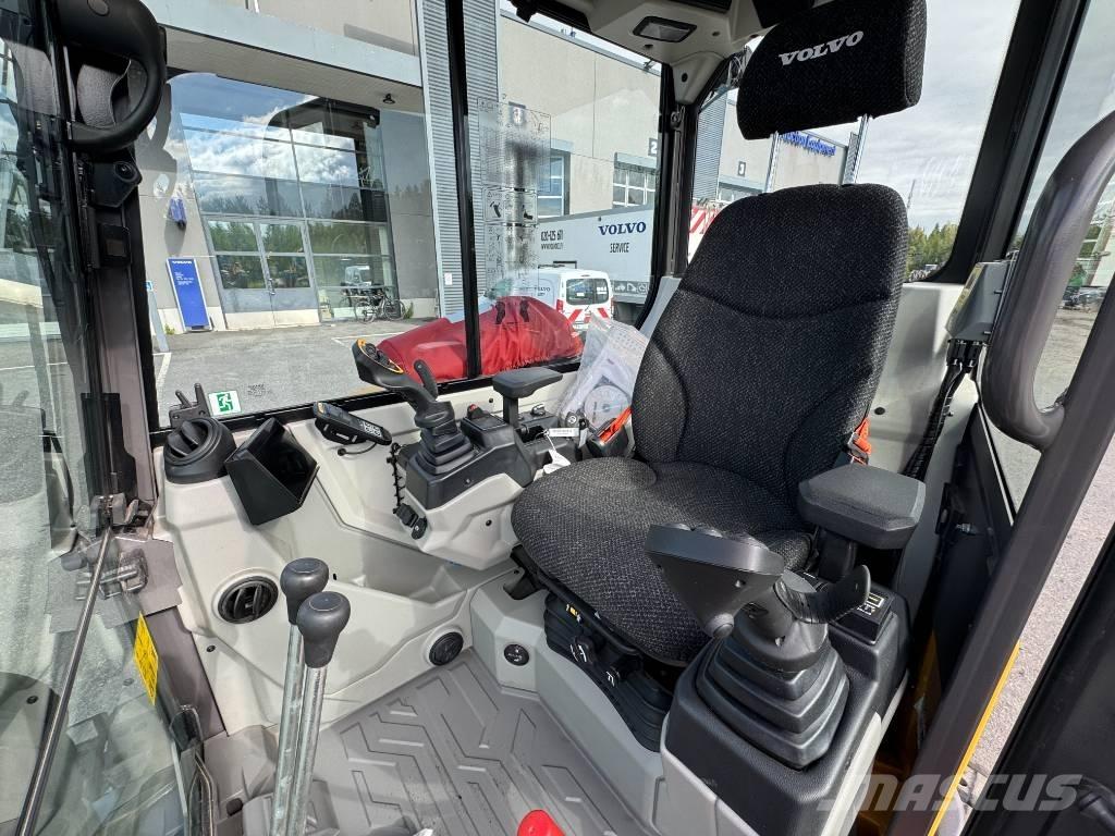 Volvo ECR 50 F ミニ油圧ショベル 7t以下（ミニユンボ・ミニディガー）