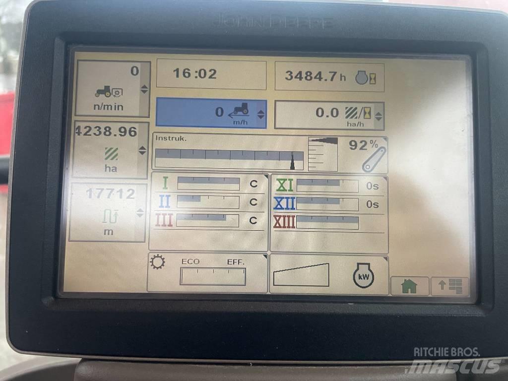 John Deere 6150 R トラクター