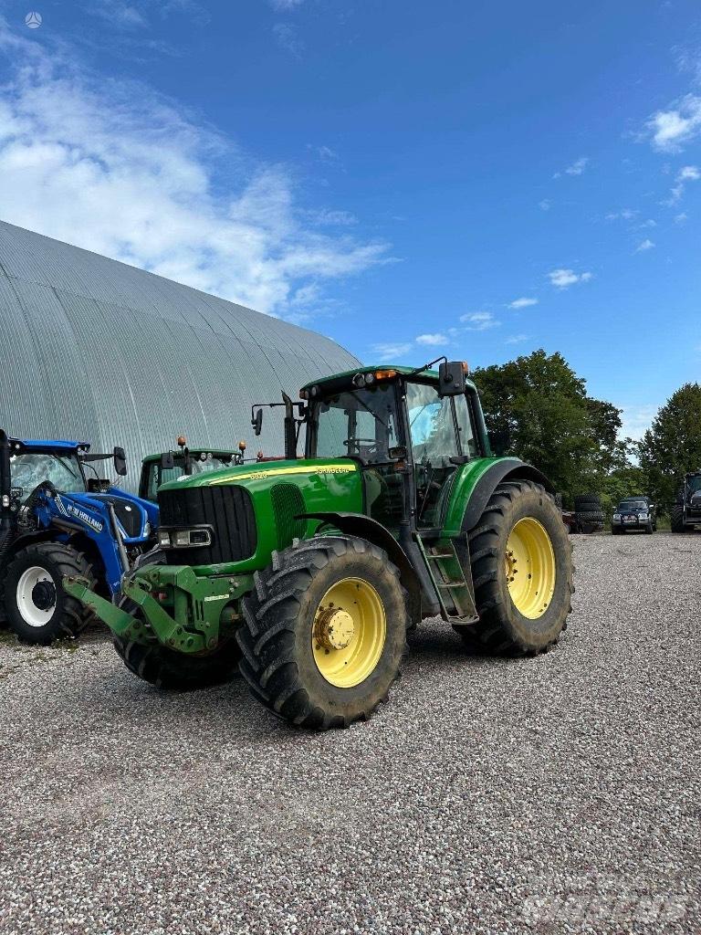 John Deere 6820 AP トラクター