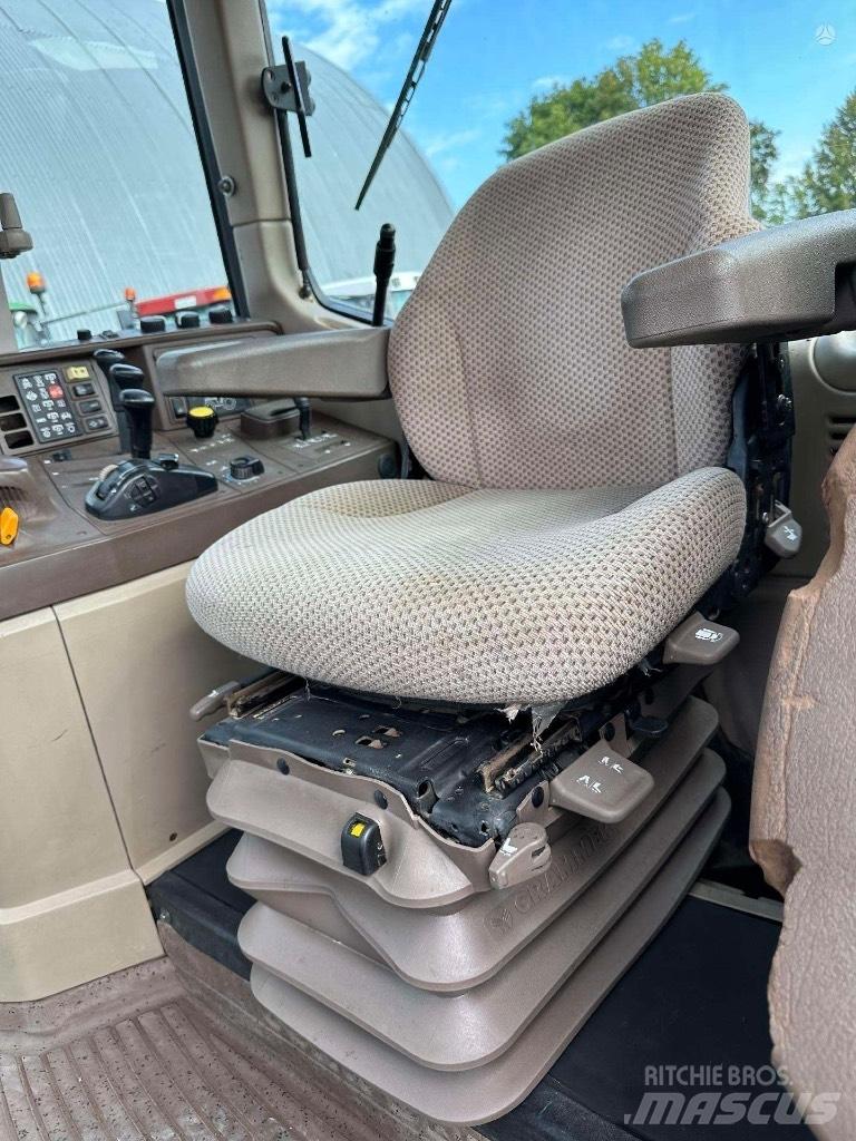 John Deere 6820 AP トラクター