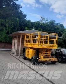 Haulotte H 15 SX シザースリフト