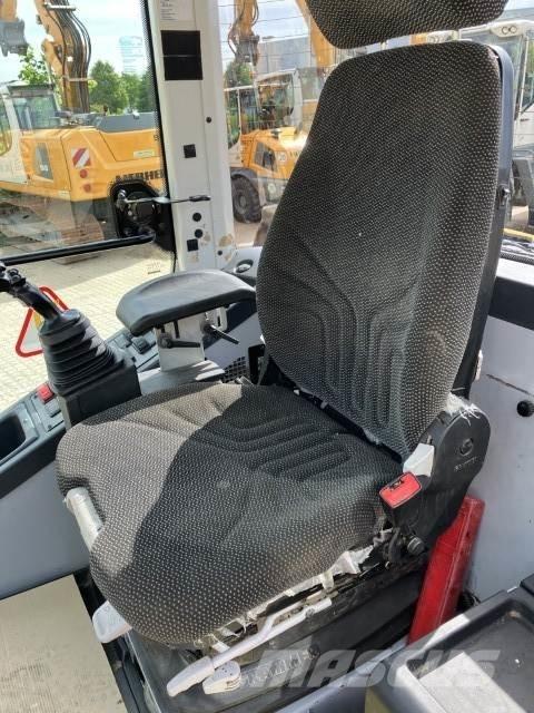 Liebherr L 518 ホイールローダー・タイヤショベル