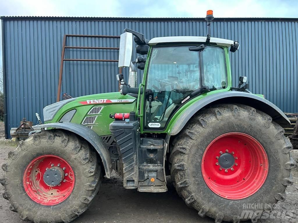 Fendt 724 Profi Plus トラクター