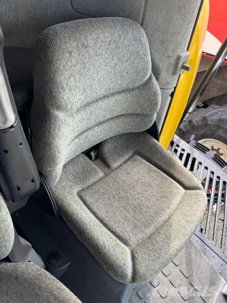 New Holland CR 960 コンバイン
