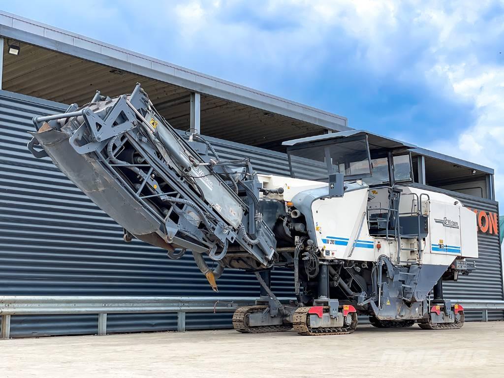 Wirtgen W 210 アスファルトコールドミリングマシーン