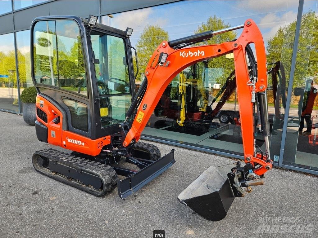 Kubota KX 019-4 ミニ油圧ショベル 7t以下（ミニユンボ・ミニディガー）