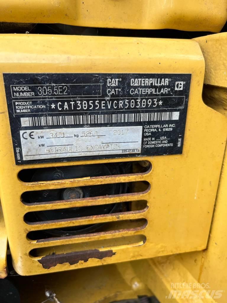 CAT 305.5 E 大型油圧ショベル12t以上（パワーショベル・ユンボ）