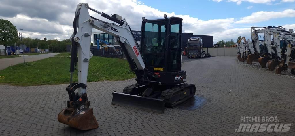 Bobcat E 27z ミニ油圧ショベル 7t以下（ミニユンボ・ミニディガー）