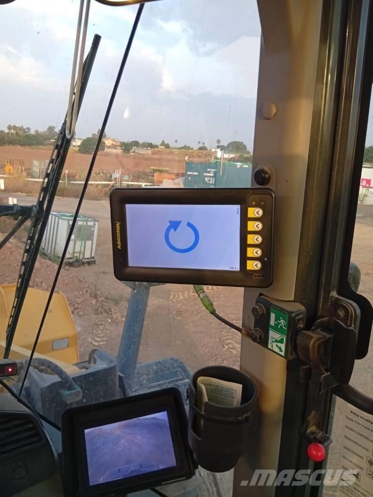 Komatsu WA 380-8 ホイールローダー・タイヤショベル
