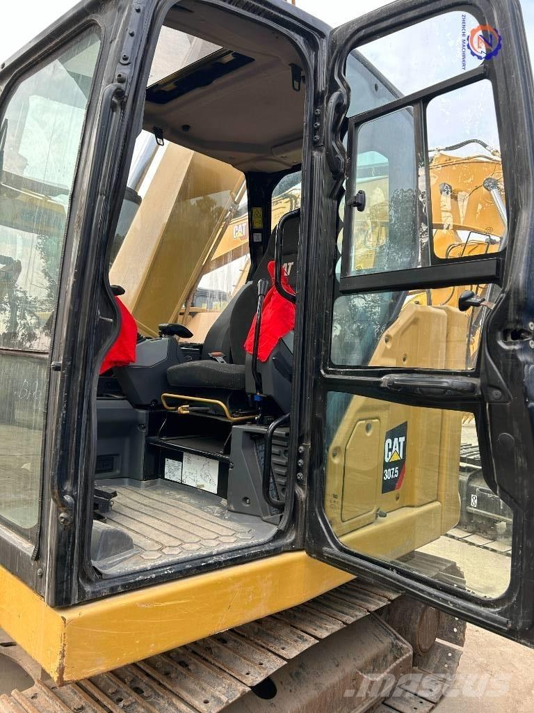 CAT 307.5 中型油圧ショベル 7ｔ-12ｔ（ユンボ・パワーショベル・バックホー）