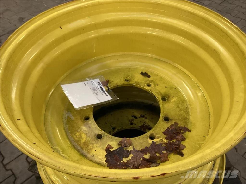 John Deere 16x30 タイヤ、ホイル、リム