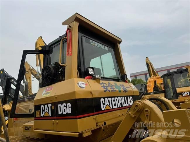 CAT D 6 G ブルドーザー