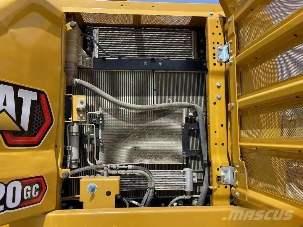 CAT 320GC 大型油圧ショベル12t以上（パワーショベル・ユンボ）