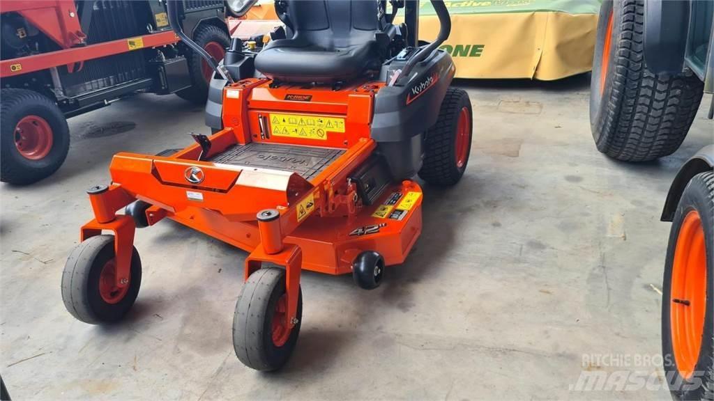 Kubota Z1-421 グリーンモア/芝刈り機