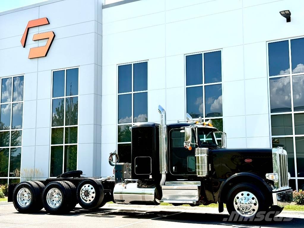 Peterbilt 389 中古トラクターヘッド | トレーラーヘッド