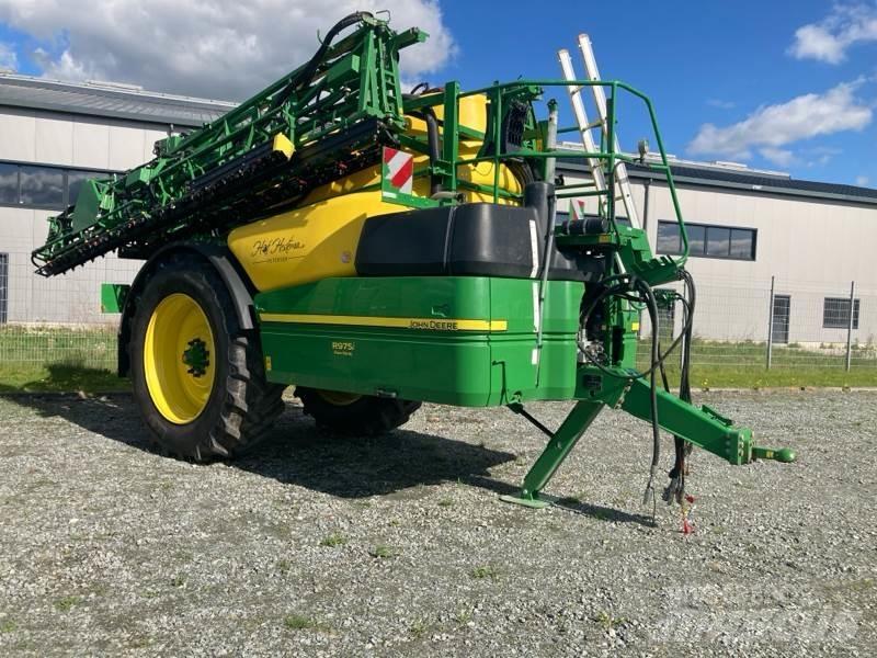 John Deere R975i 牽引型スプレイヤー