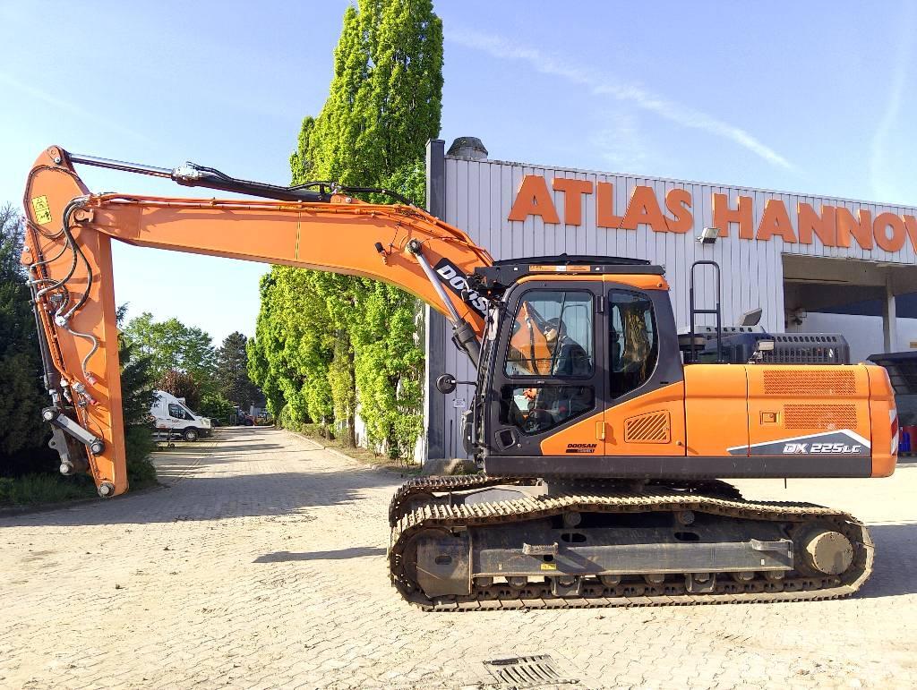 Doosan DX225LC-7 大型油圧ショベル12t以上（パワーショベル・ユンボ）